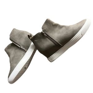 NWOBox Report Gray Faux Suede “Kallie” Ankle Zip Sneaker/Bootie Womens’ Size 6.5